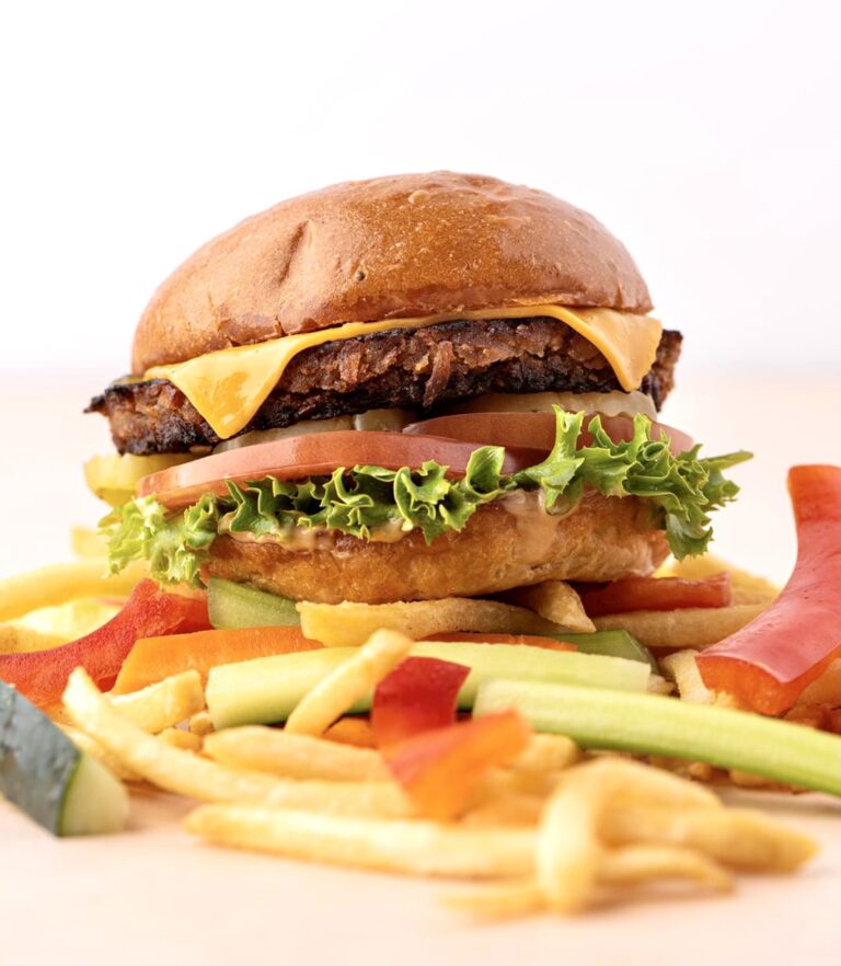 Celebrity Chef Matthew Kenney Partners To Bring VEG’D, A First-Of-Its-Kind Plant-Based Drive-Thru ​To Costa Mesa, CA, This Spring