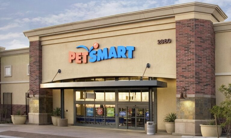 Shocking Report Documents Horrific Conditions At PetSmart Where Employees Are Traumatized & Dead Animals Fill Freezers